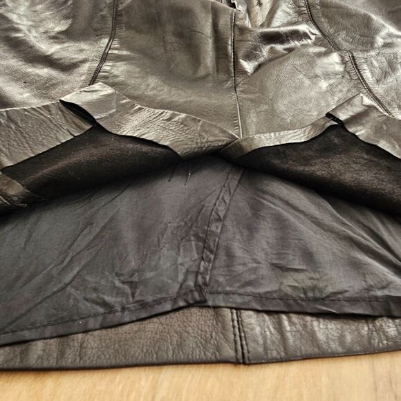 SYNERGY Black Genuine Leather Midi Pencil Skirt Classic Vintage Womens Size 12 - Picture 11 of 16